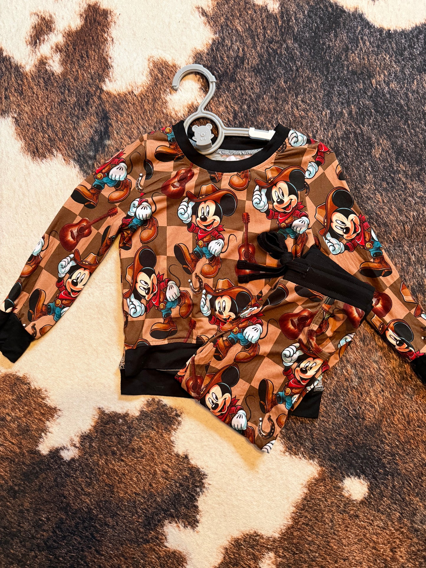 Cowboy Mickey daywear
