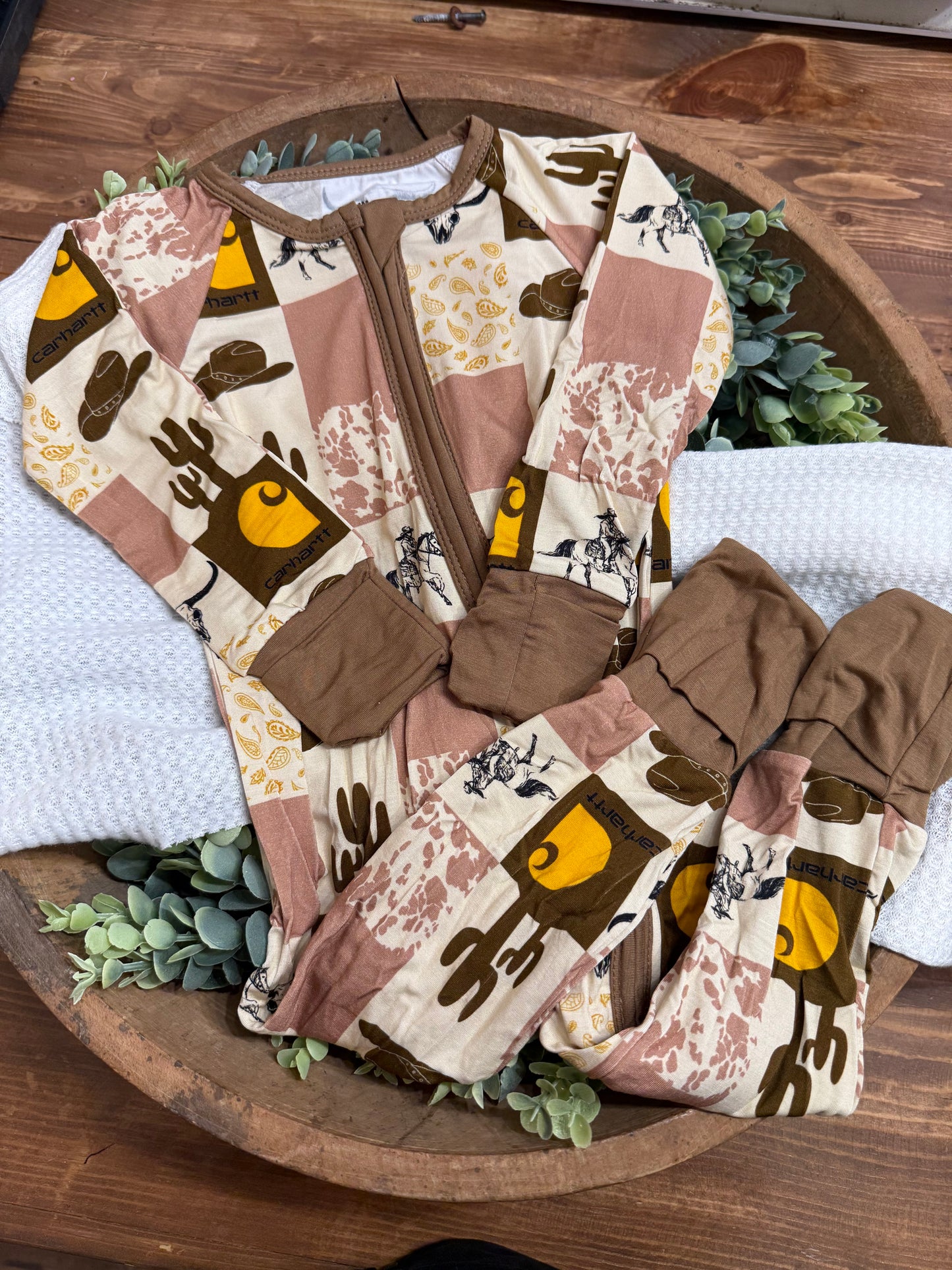 Bamboo zippy yellow Carhartt patch